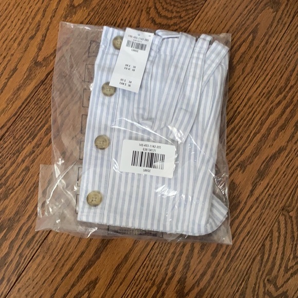 Abercrombie and Fitch Crop Top - L - Picture 9 of 10